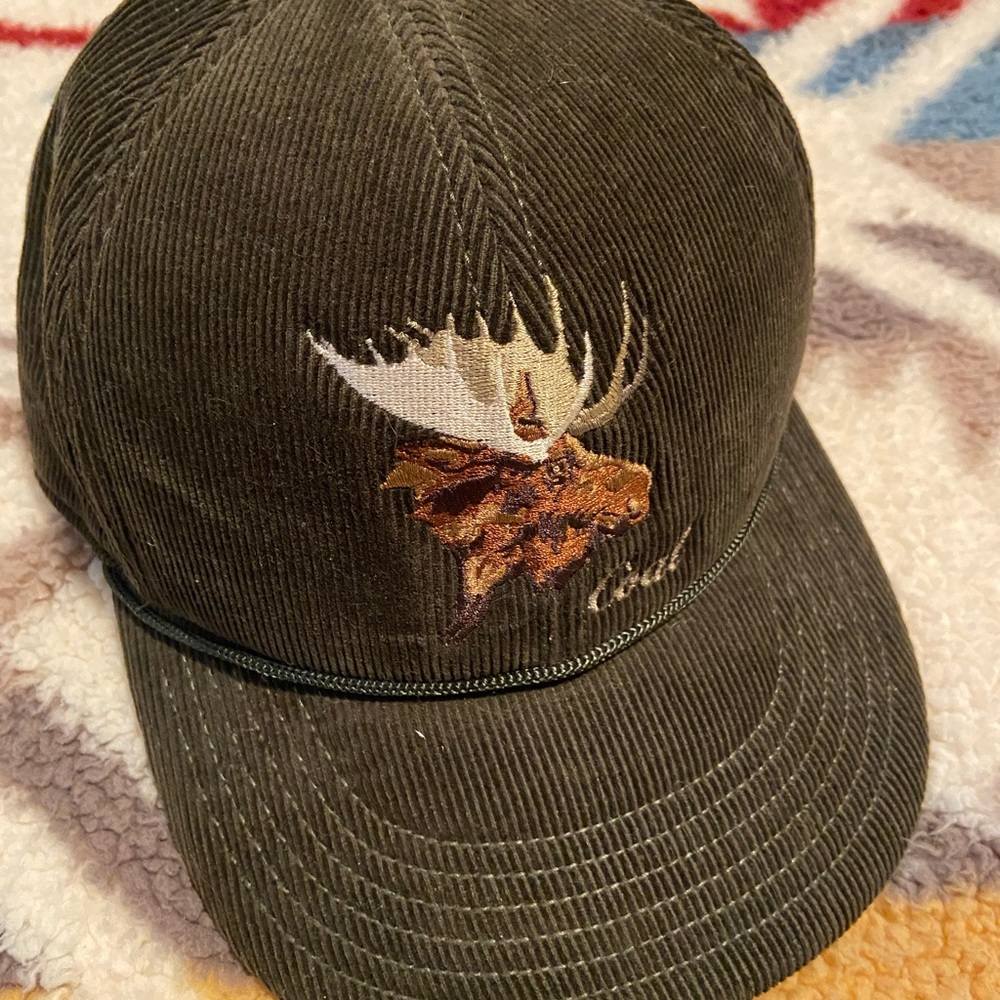 Coal corduroy SnapBack hat
